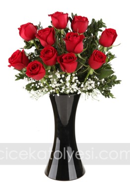 Vazoda Kırmızı Güller 11 adet